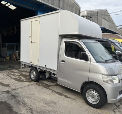 公認車両8ナンバー　（お好きな色に別途１色外装のみNEWペイントできます。）