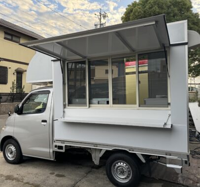 公認車両8ナンバー　（お好きな色に別途１色外装のみNEWペイントできます。）